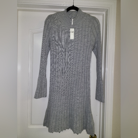 NWT Grey Anthropologie Ribbed Knit Sweater Dress Size Large Retail $138.00 🩶 - Picture 4 of 15